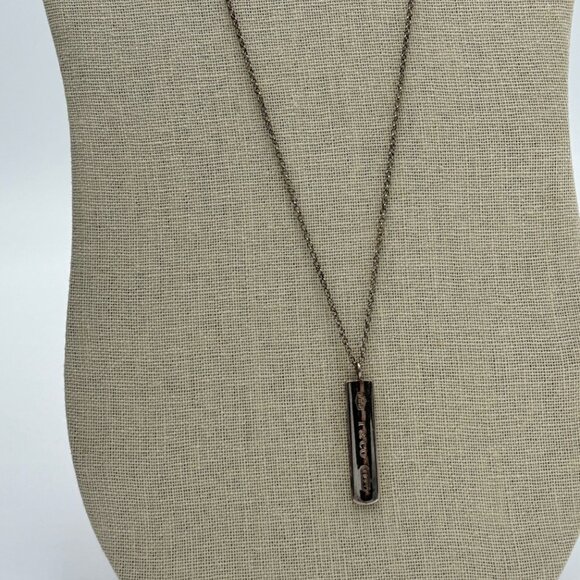 T&Co Bar Necklace - Picture 2 of 3